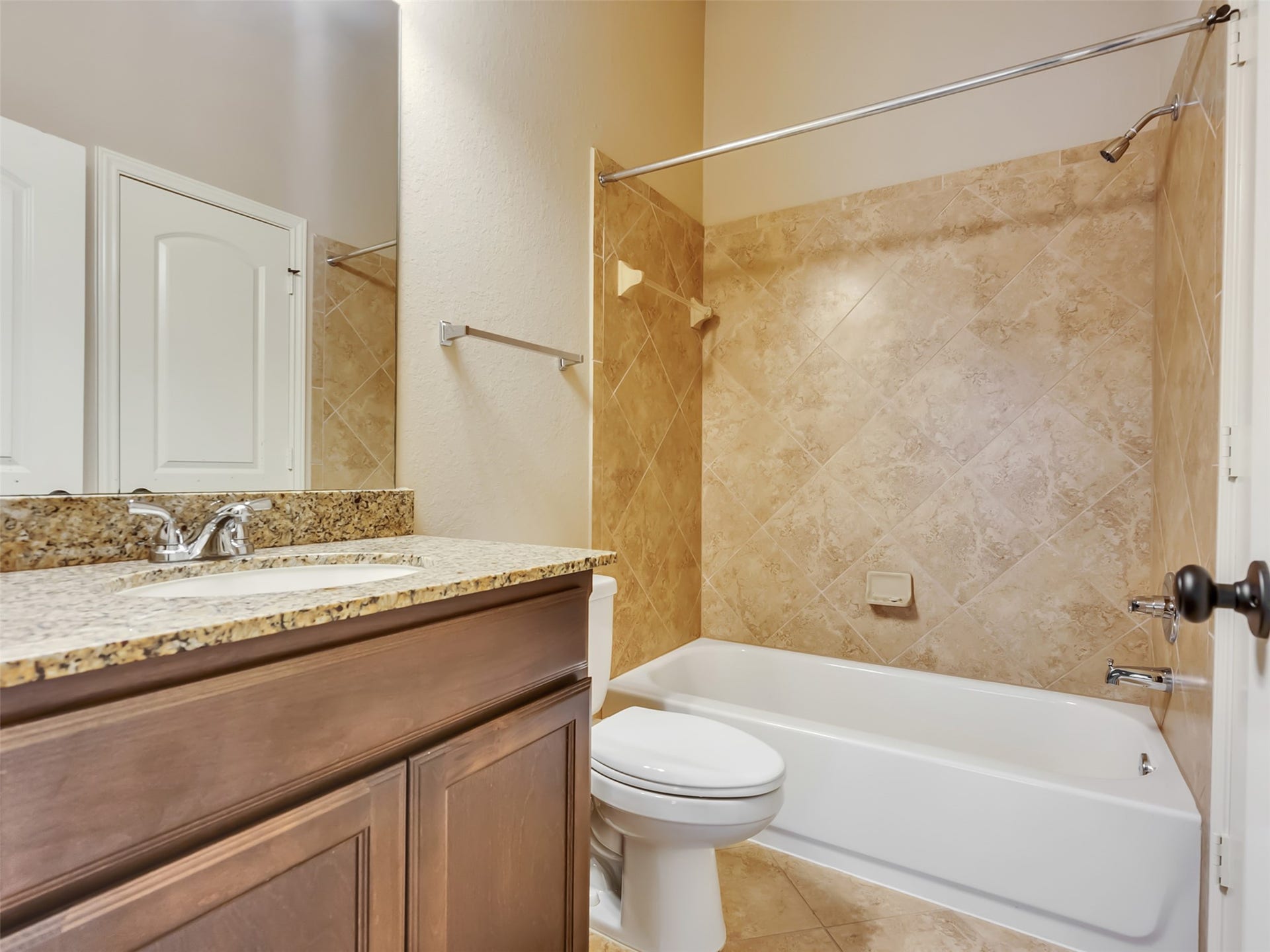 4131 N Creekmont Drive, Fresno, TX 77545 4131 N Creekmont Drive, Fresno, TX 77545