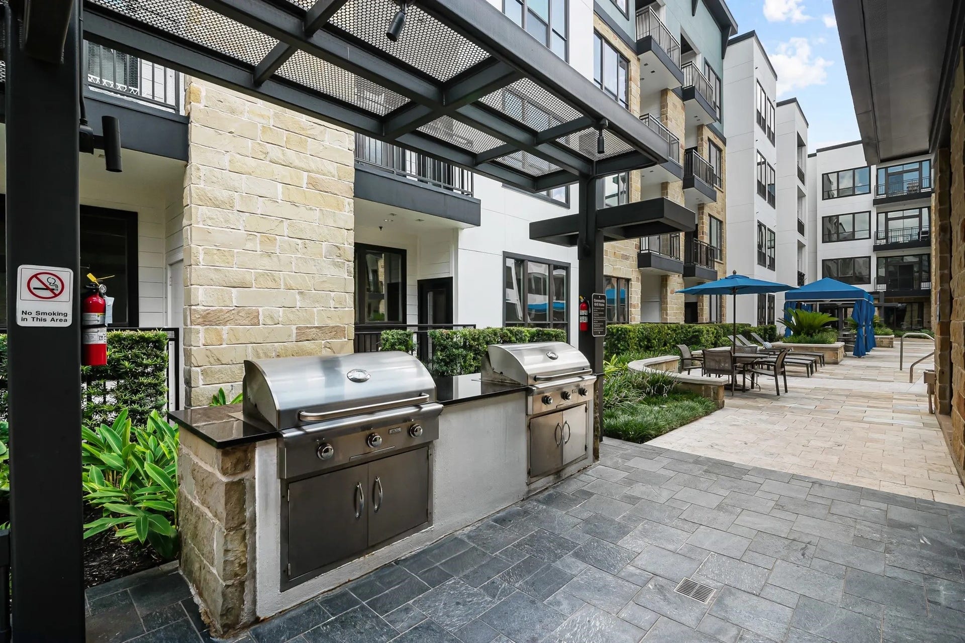 1616 W Dallas Street, #350, Houston, TX 77019 1616 W Dallas Street, #350, Houston, TX 77019