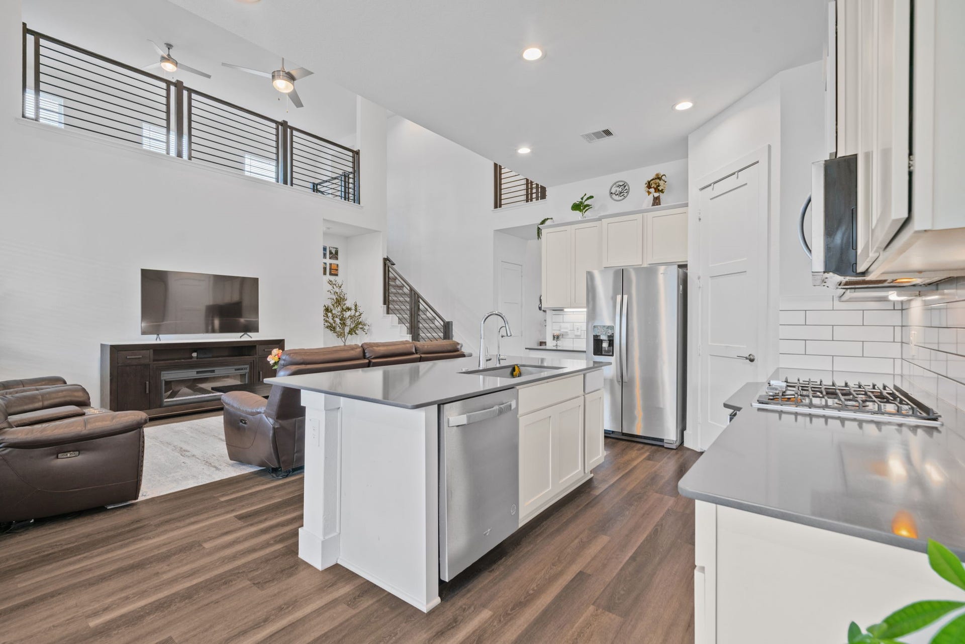 13745 Rising Sun Lane, Conroe, TX 77384 13745 Rising Sun Lane, Conroe, TX 77384