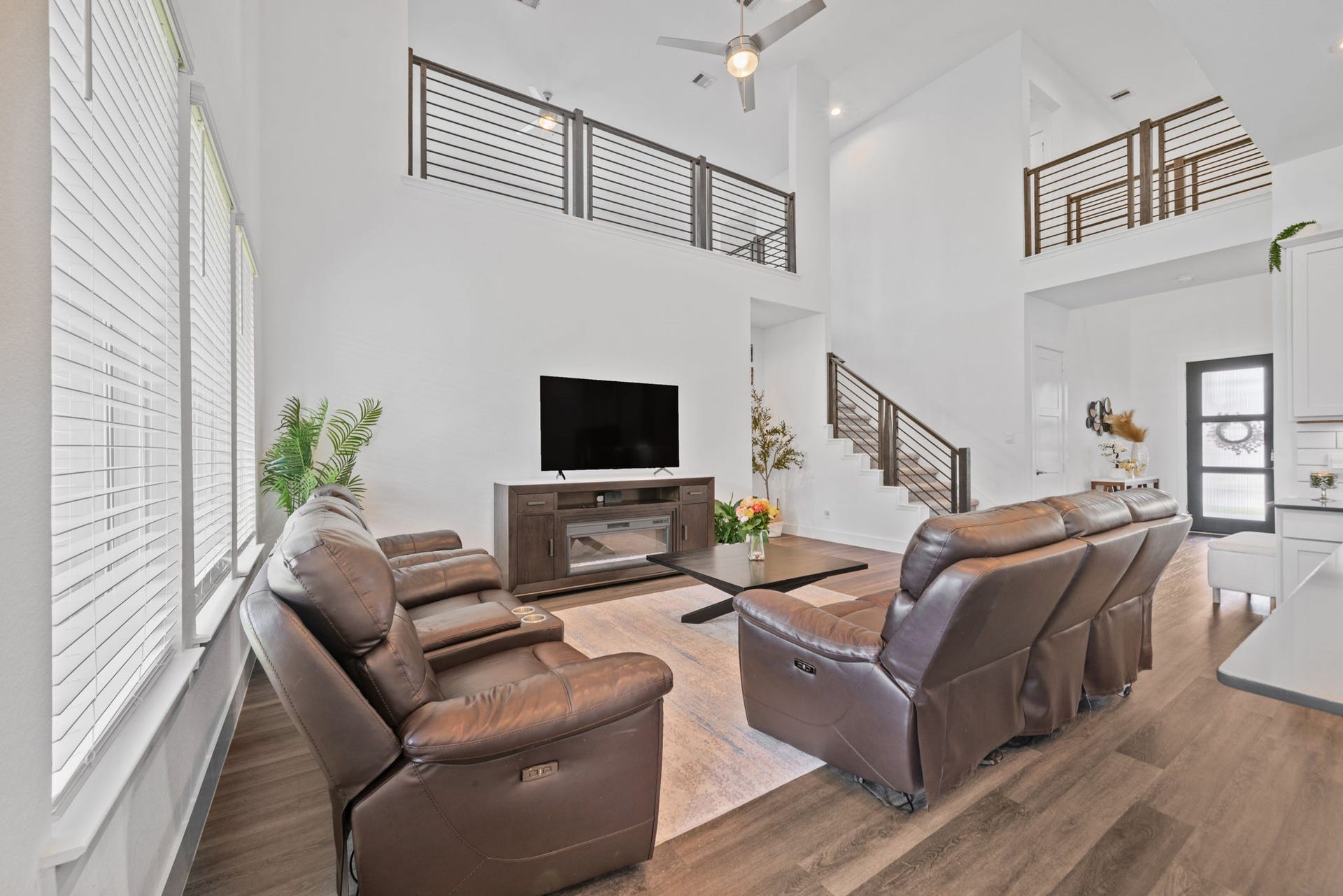13745 Rising Sun Lane, Conroe, TX 77384 13745 Rising Sun Lane, Conroe, TX 77384