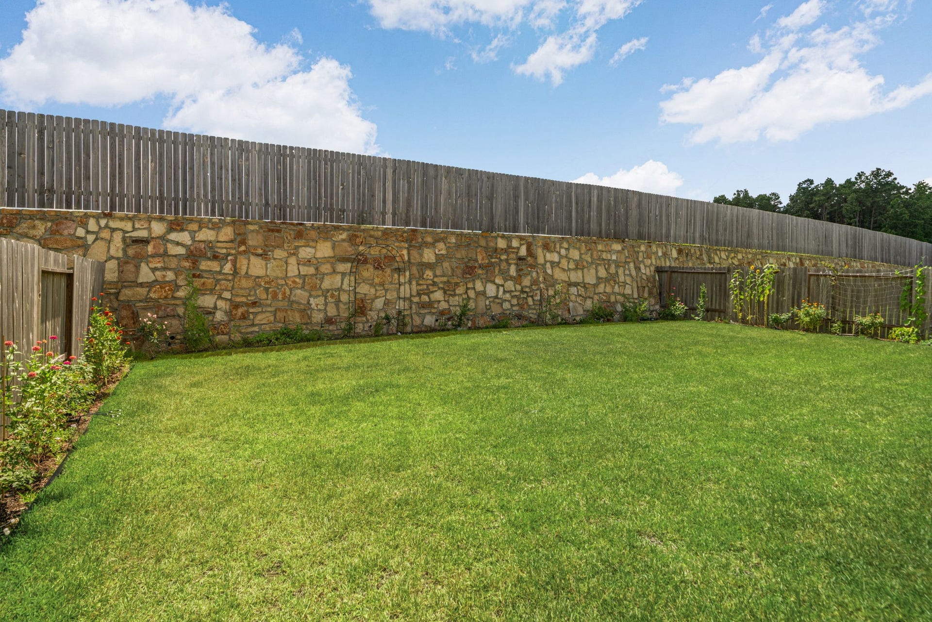 13745 Rising Sun Lane, Conroe, TX 77384 13745 Rising Sun Lane, Conroe, TX 77384