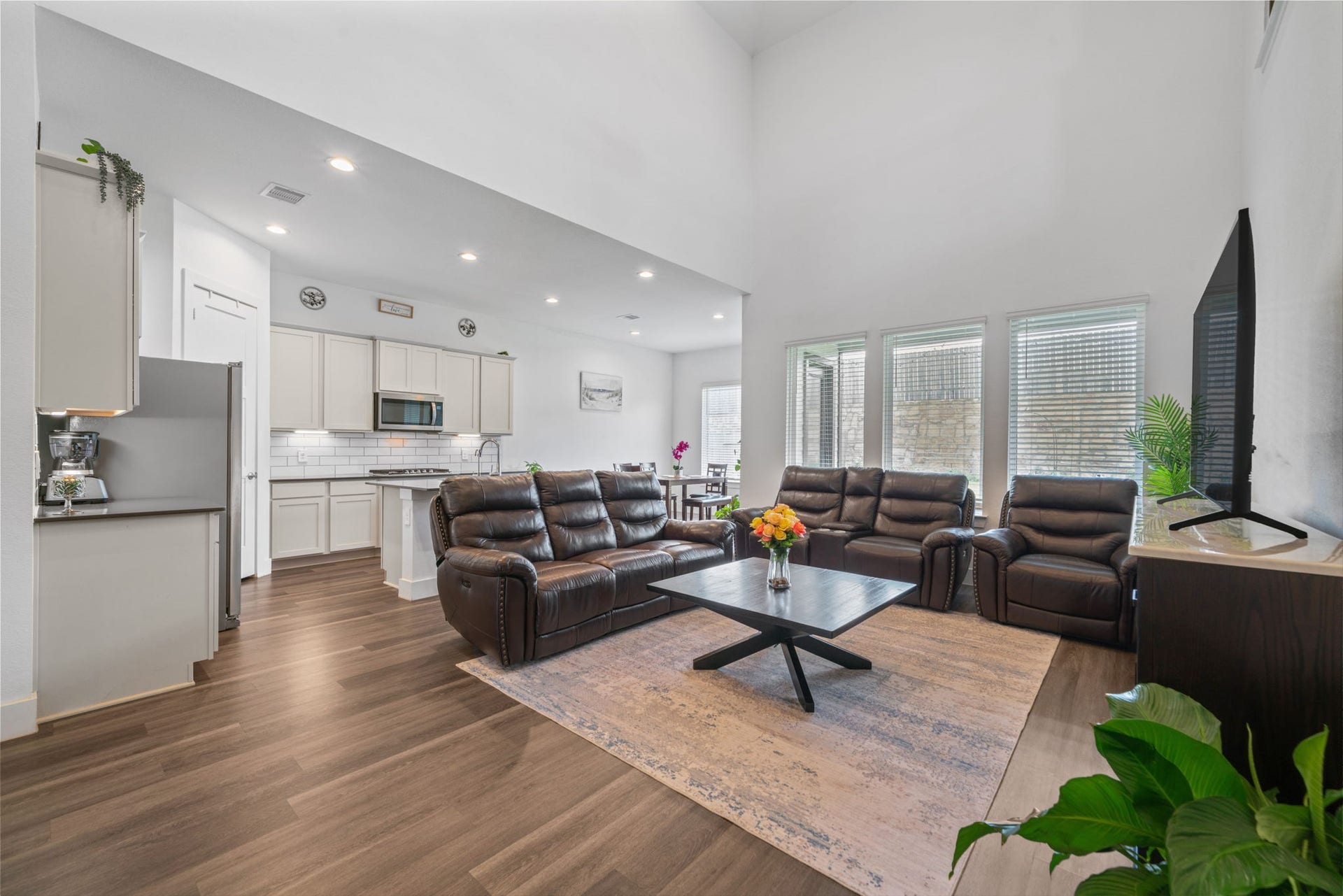13745 Rising Sun Lane, Conroe, TX 77384 13745 Rising Sun Lane, Conroe, TX 77384