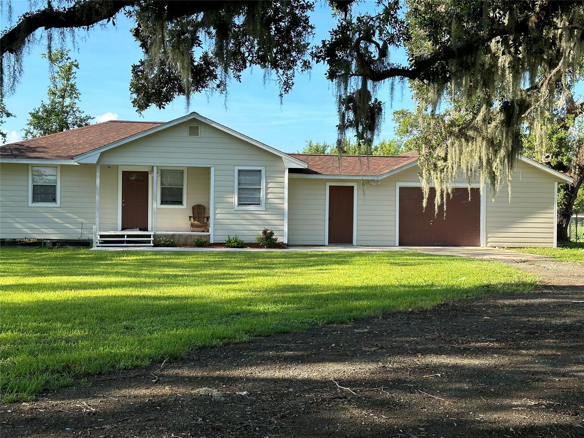 5249 County Road 353, Brazoria, TX 77422 5249 County Road 353, Brazoria, TX 77422