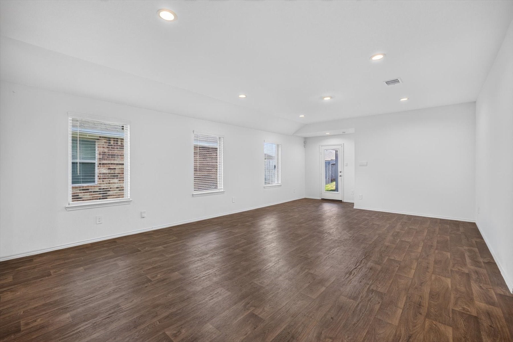 21406 Flowering Garden Lane, Katy, TX 77449 Bright and spacious living and dining areas.