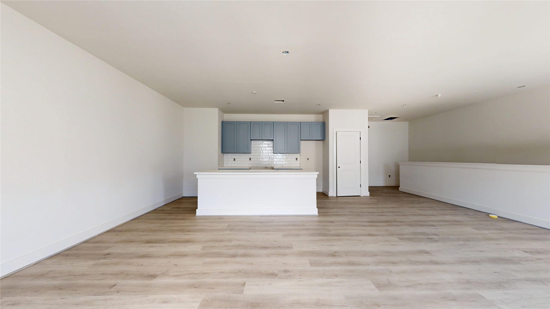 2027 Oak Forest Drive, Houston, TX 77018
