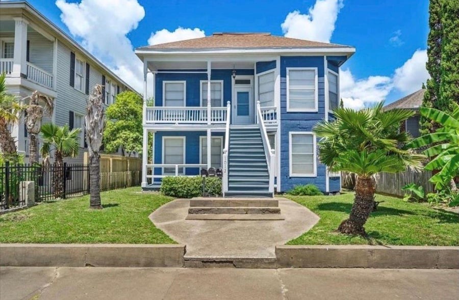 Property photo for 1012 Broadway, #3, Galveston, TX