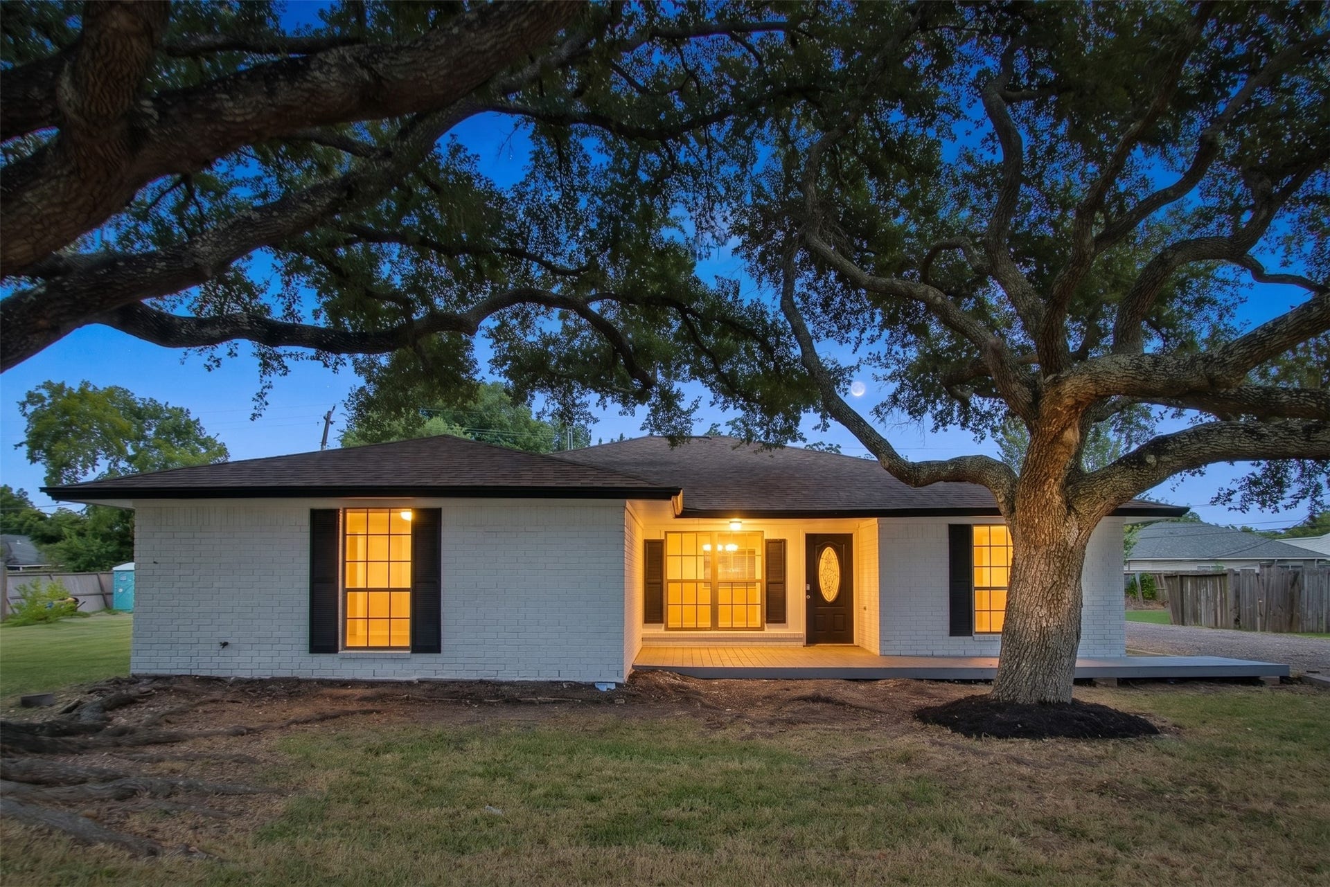 615 S 7th Street, La Porte, TX 77571 Front of house