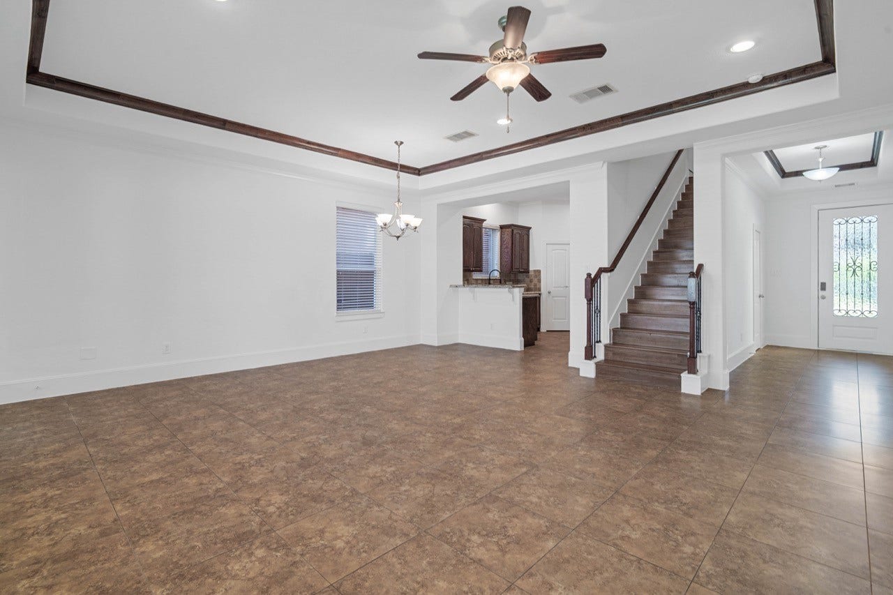 Good sized living room
