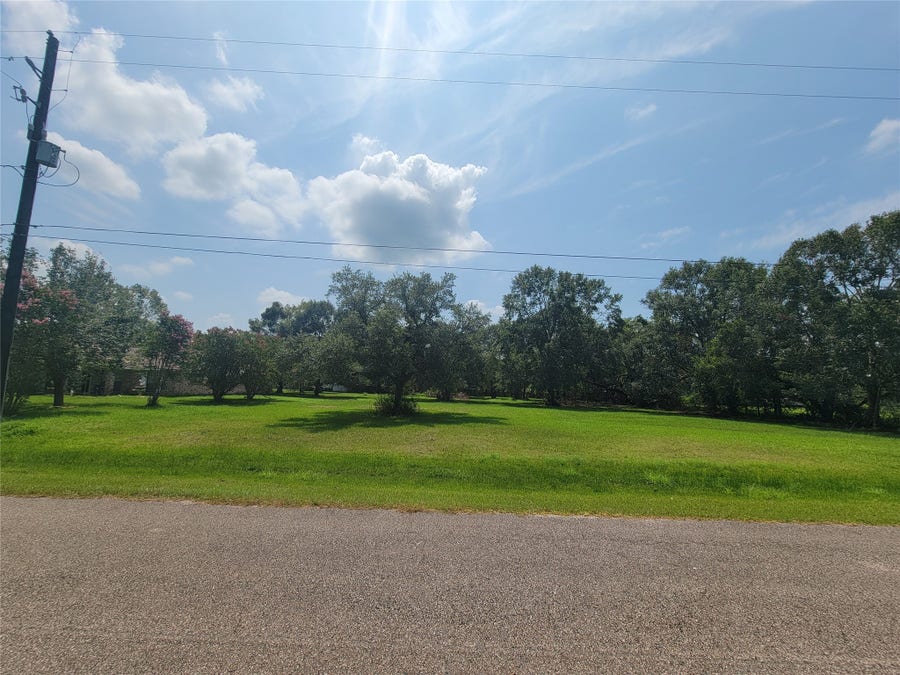 Property photo for 9521 Acorn Drive, Manvel, TX