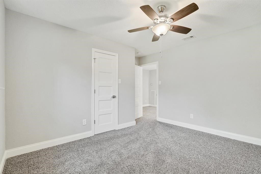 42 Kittiwake Court, Spring, TX 77380 42 Kittiwake Court, Spring, TX 77380