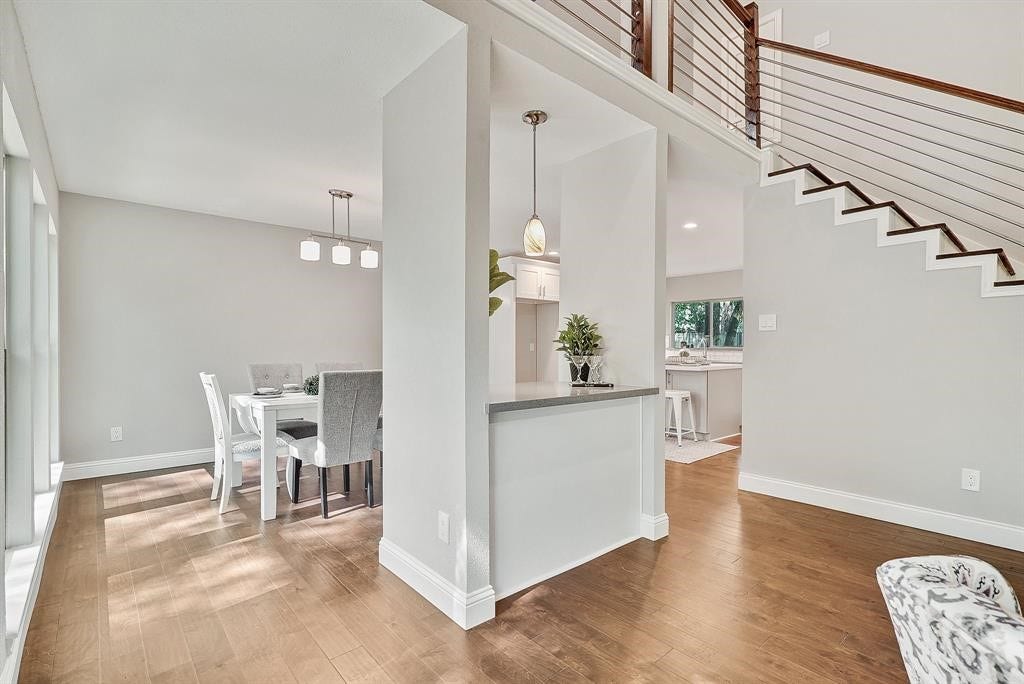 42 Kittiwake Court, Spring, TX 77380 42 Kittiwake Court, Spring, TX 77380