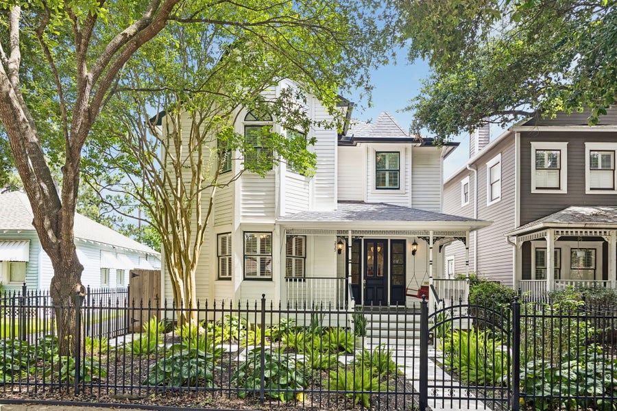 Property photo for 235 W 22nd Street, Houston, TX