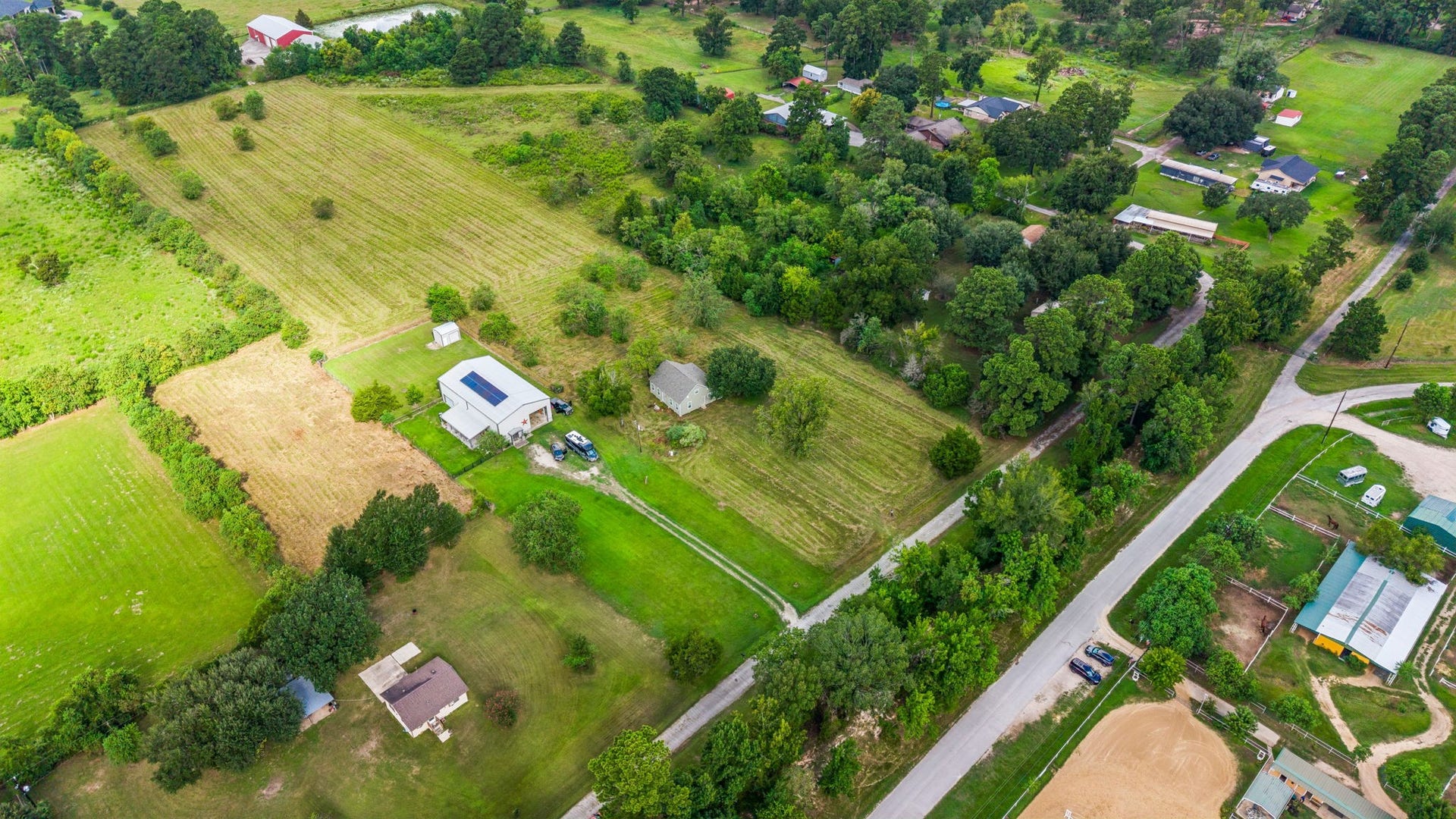 10534 Hufsmith Road, Tomball, TX 77375 10534 Hufsmith Road, Tomball, TX 77375