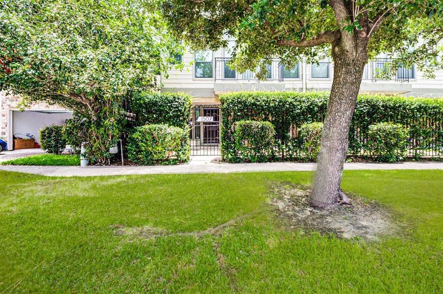 Property photo for 1507 Paige Street, Houston, TX