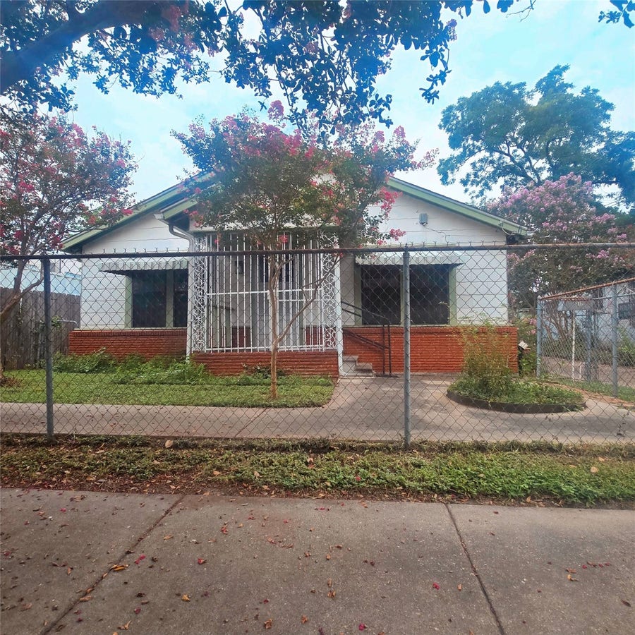 Property photo for 2312 Gano Street, Houston, TX