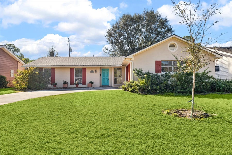 Property photo for 9407 Meadowbriar Lane, Houston, TX