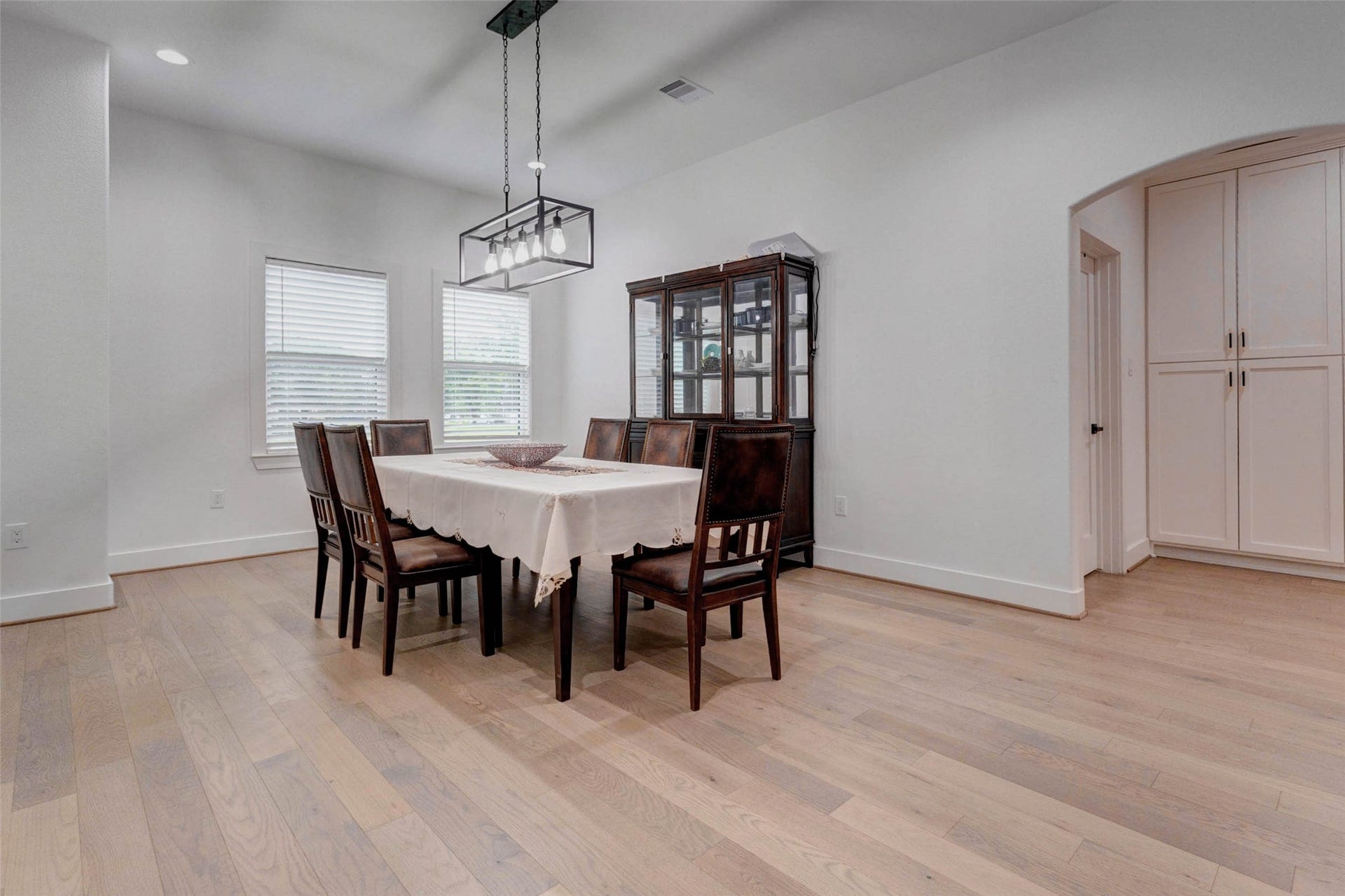 8617 Kari Court, Jersey Village, TX 77040 8617 Kari Court, Jersey Village, TX 77040