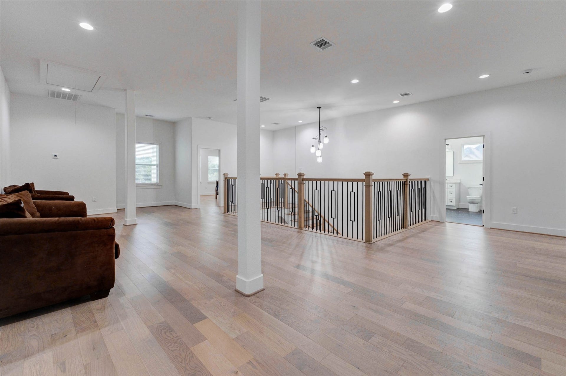 8617 Kari Court, Jersey Village, TX 77040 8617 Kari Court, Jersey Village, TX 77040