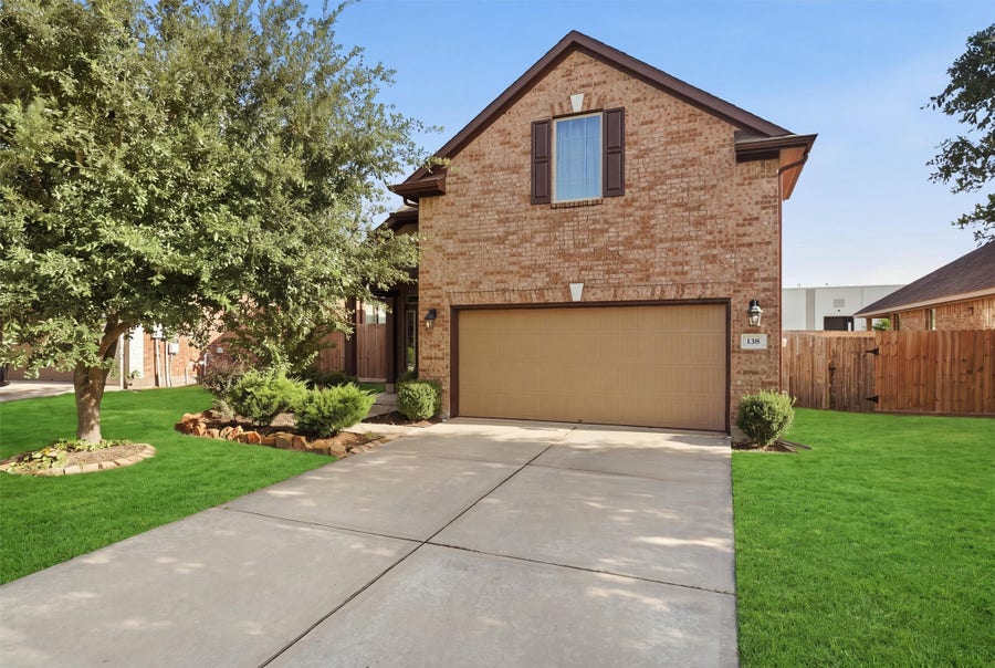 Property photo for 138 Bayside Crossing Drive, La Porte, TX