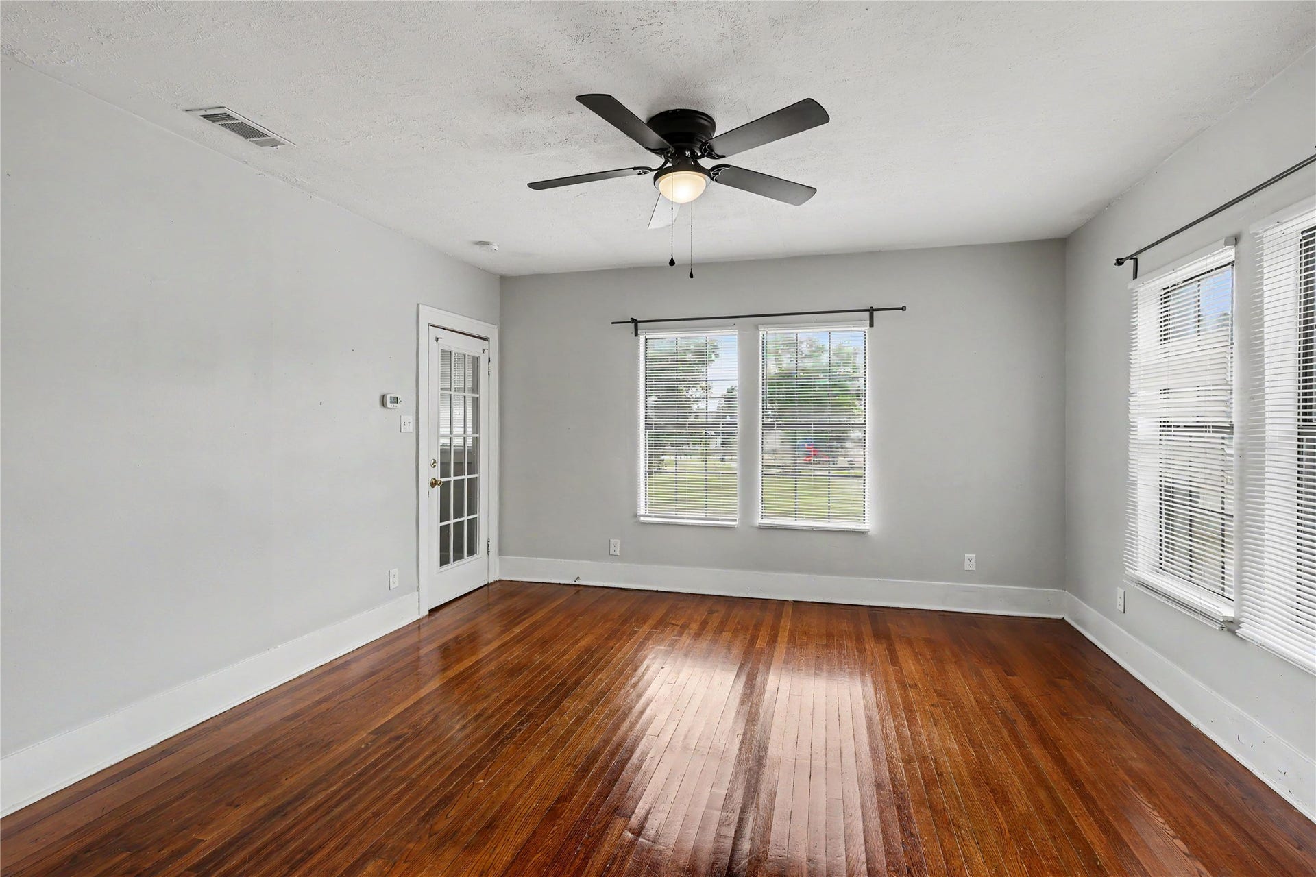 5121 Polk Street, #2, Houston, TX 77023