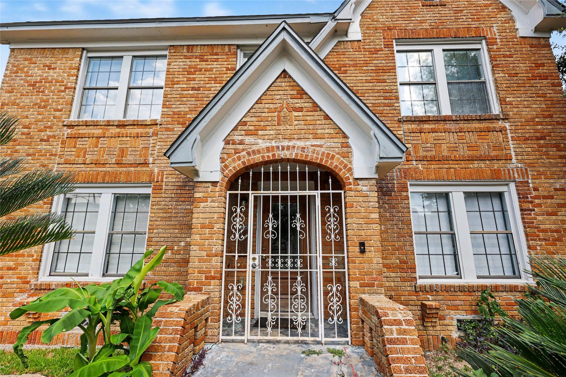 5121 Polk Street, #2, Houston, TX 77023