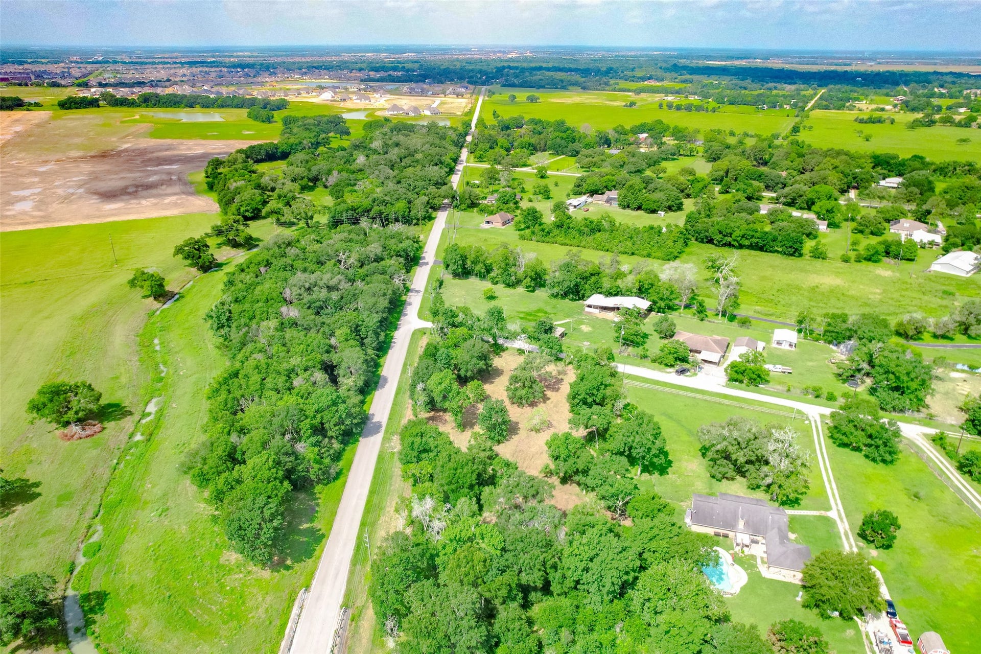 8519 Maywald Street, Manvel, TX 77578 8519 Maywald Street, Manvel, TX 77578