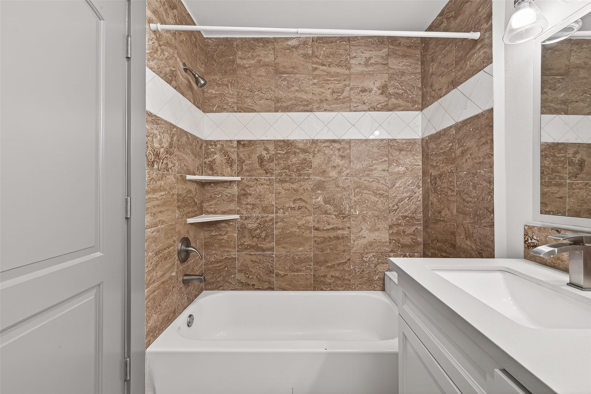 10054 Cedardale Drive, Houston, TX 77055 another picture of bathroom.