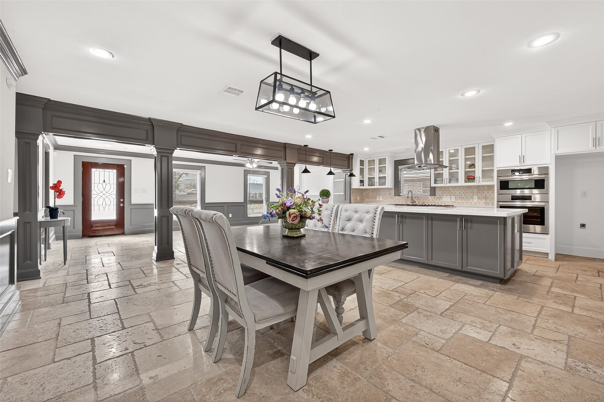 10054 Cedardale Drive, Houston, TX 77055 another picture of dinning area