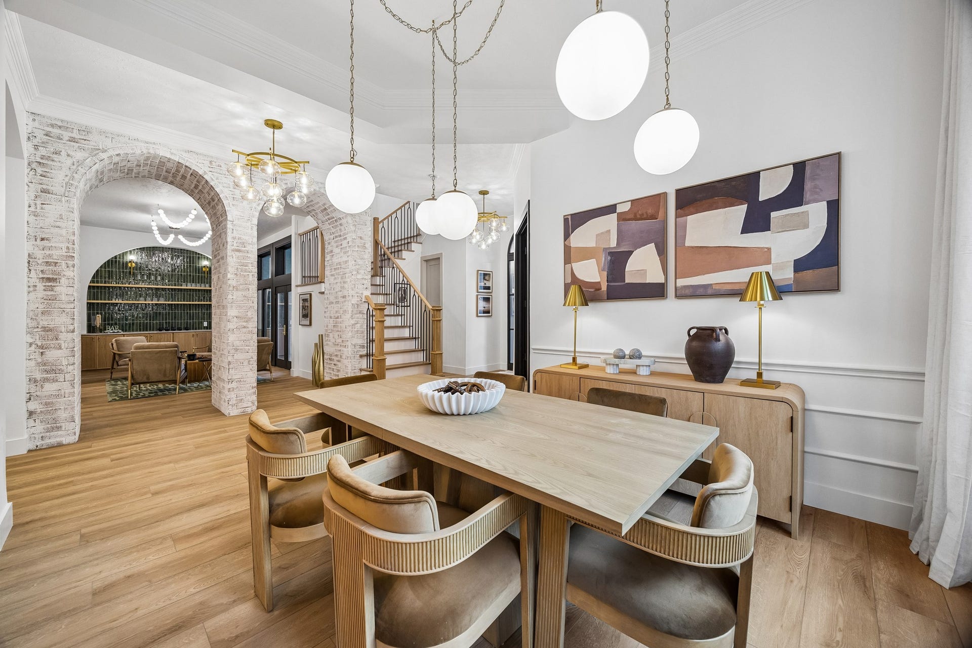 34 N Lansdowne Circle, The Woodlands, TX 77382 Designer light fixtures throughout