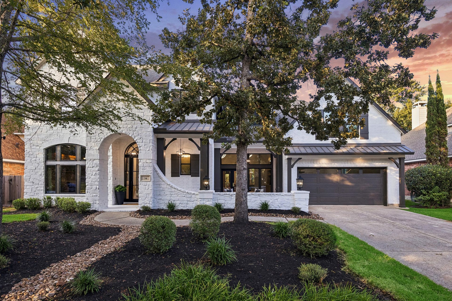 34 N Lansdowne Circle, The Woodlands, TX 77382 Welcome to 34 N Lansdowne Circle!