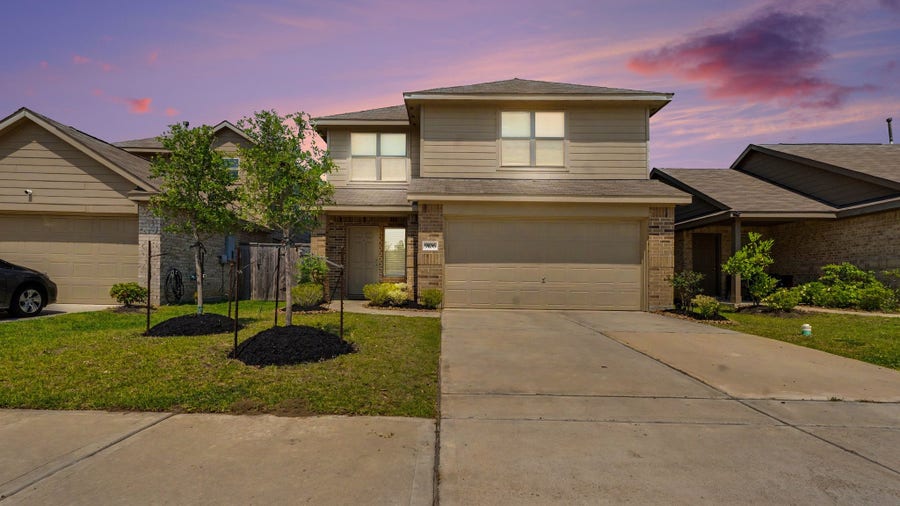 Property photo for 9106 Burnet Fields Drive, Baytown, TX