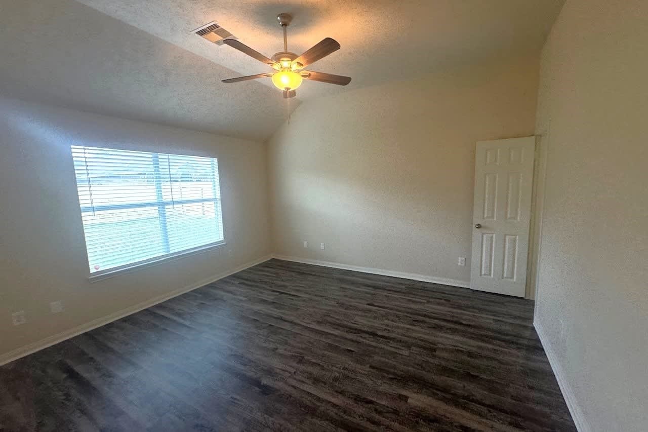 4006 Hawthorne Arbor, Fresno, TX 77545 4006 Hawthorne Arbor, Fresno, TX 77545