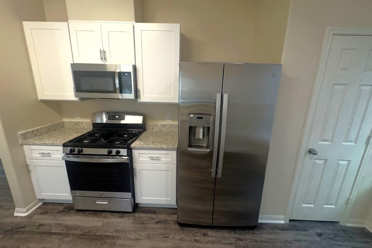 4006 Hawthorne Arbor, Fresno, TX 77545 4006 Hawthorne Arbor, Fresno, TX 77545
