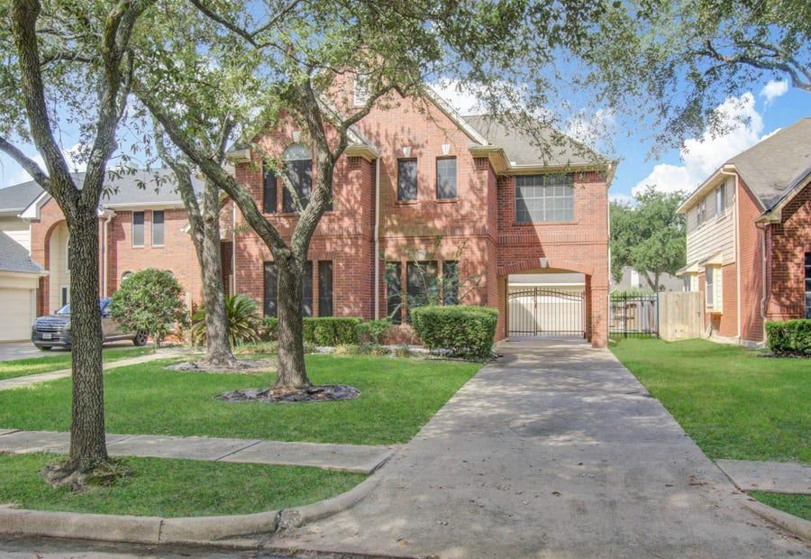Property photo for 6207 Dove Prairie Court, Houston, TX