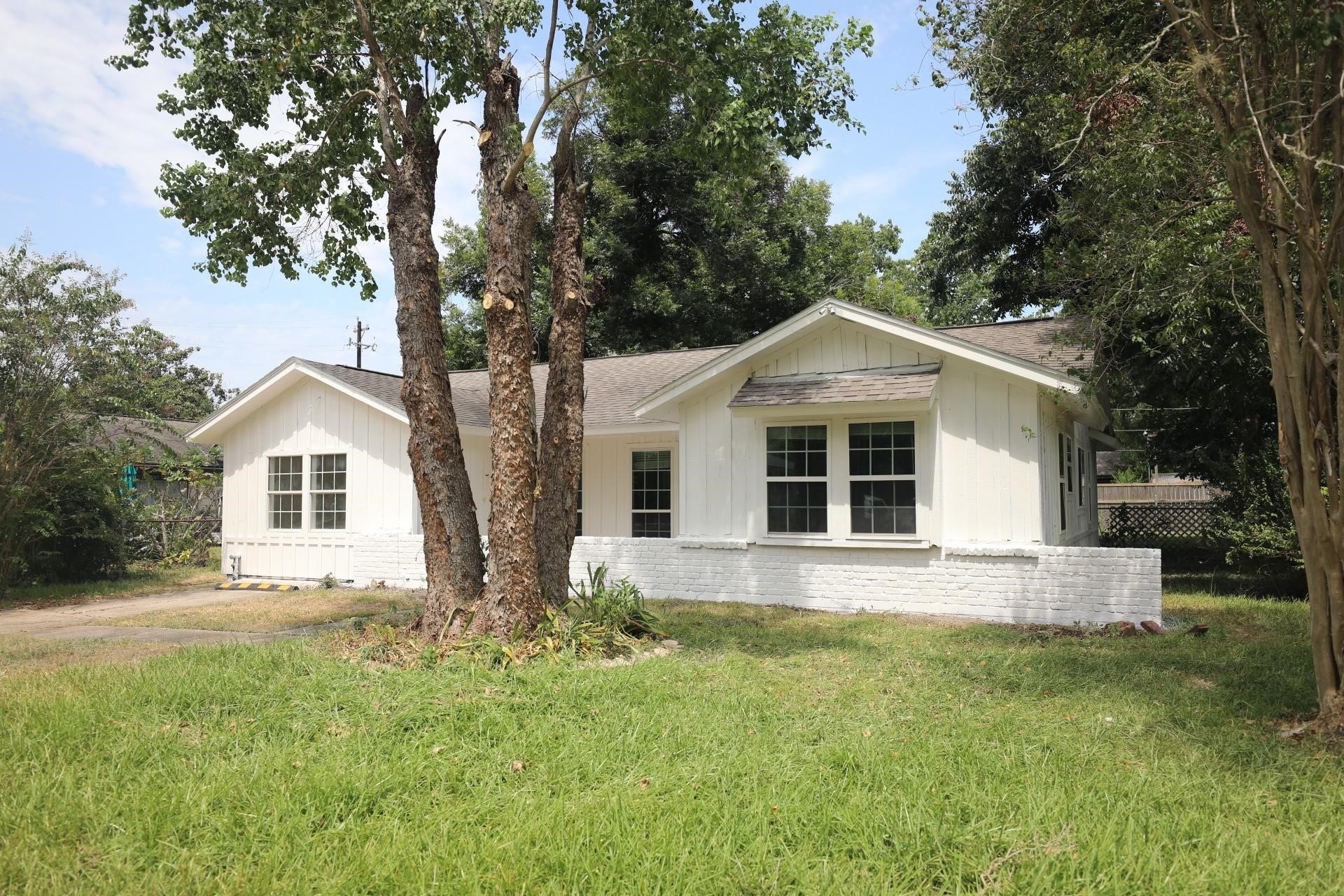 5738 Newquay Street, Houston, TX 77085