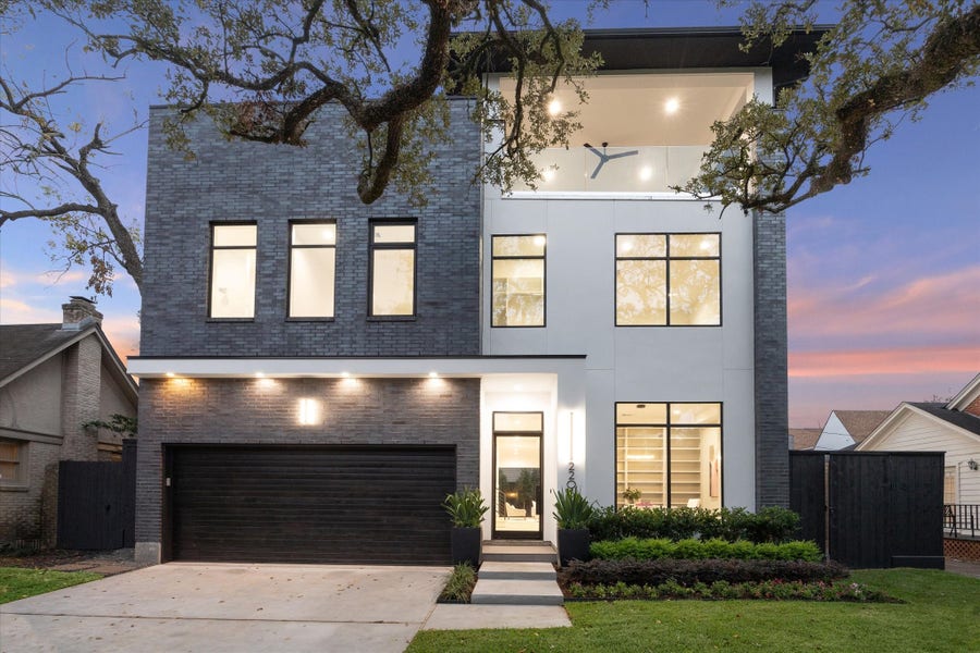 Property photo for 2205 North Boulevard, Houston, TX