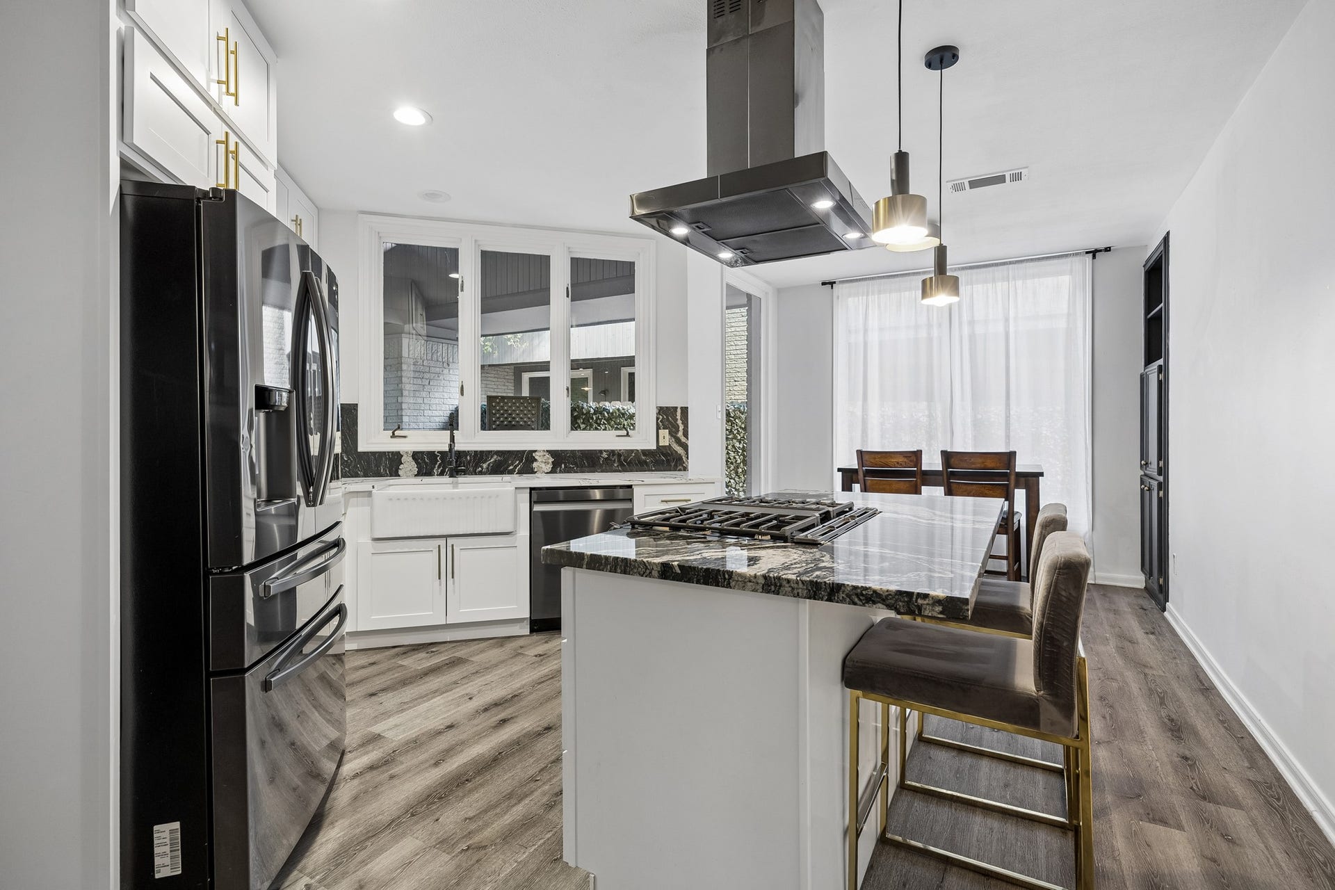 2524 Nantucket Drive, #C, Houston, TX 77057 Updated Chefs kitchen with recent appliances, gas cook top and farm sink.