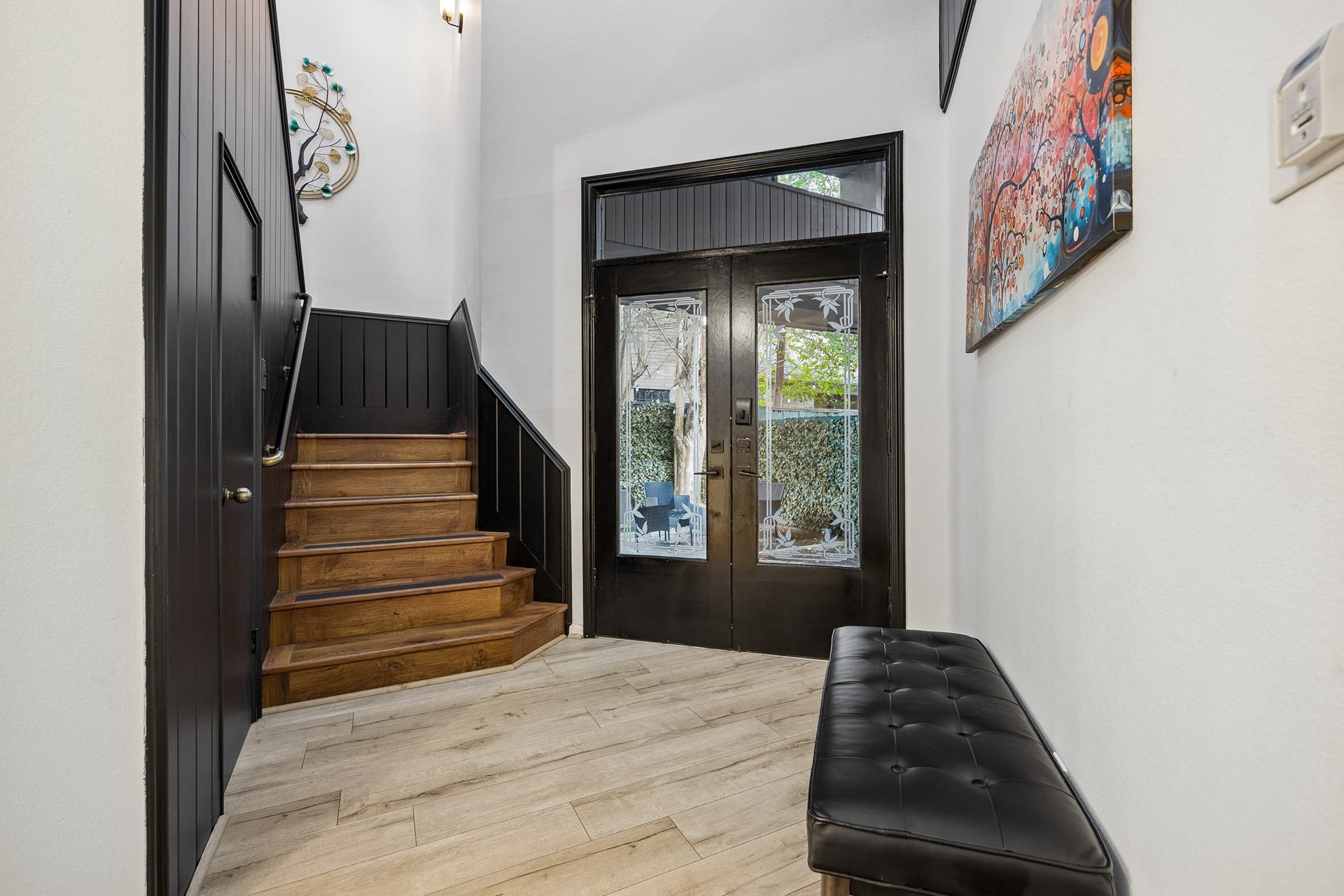 2524 Nantucket Drive, #C, Houston, TX 77057 Foyer