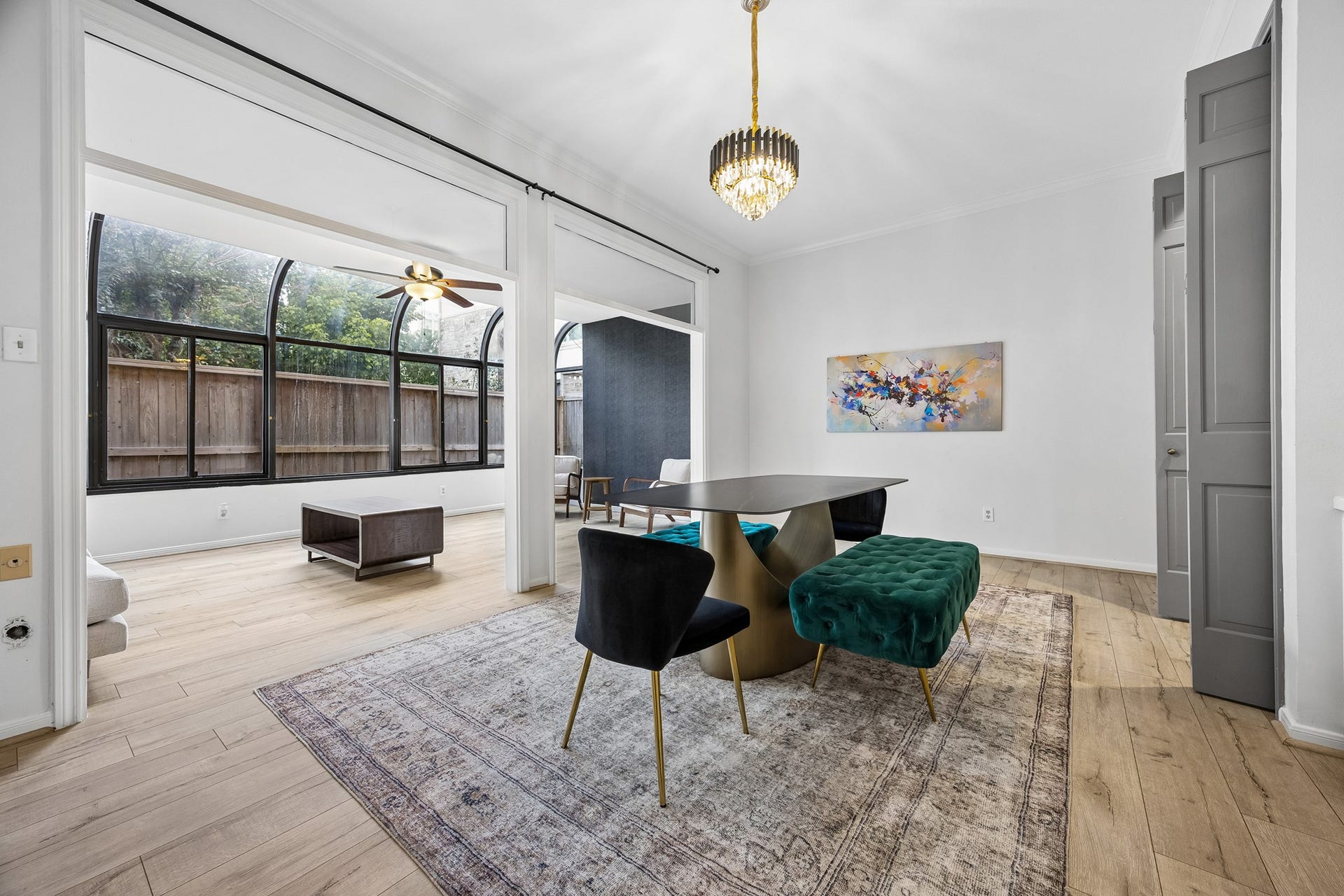 2524 Nantucket Drive, #C, Houston, TX 77057 Formal dining room with sunroom retreat.