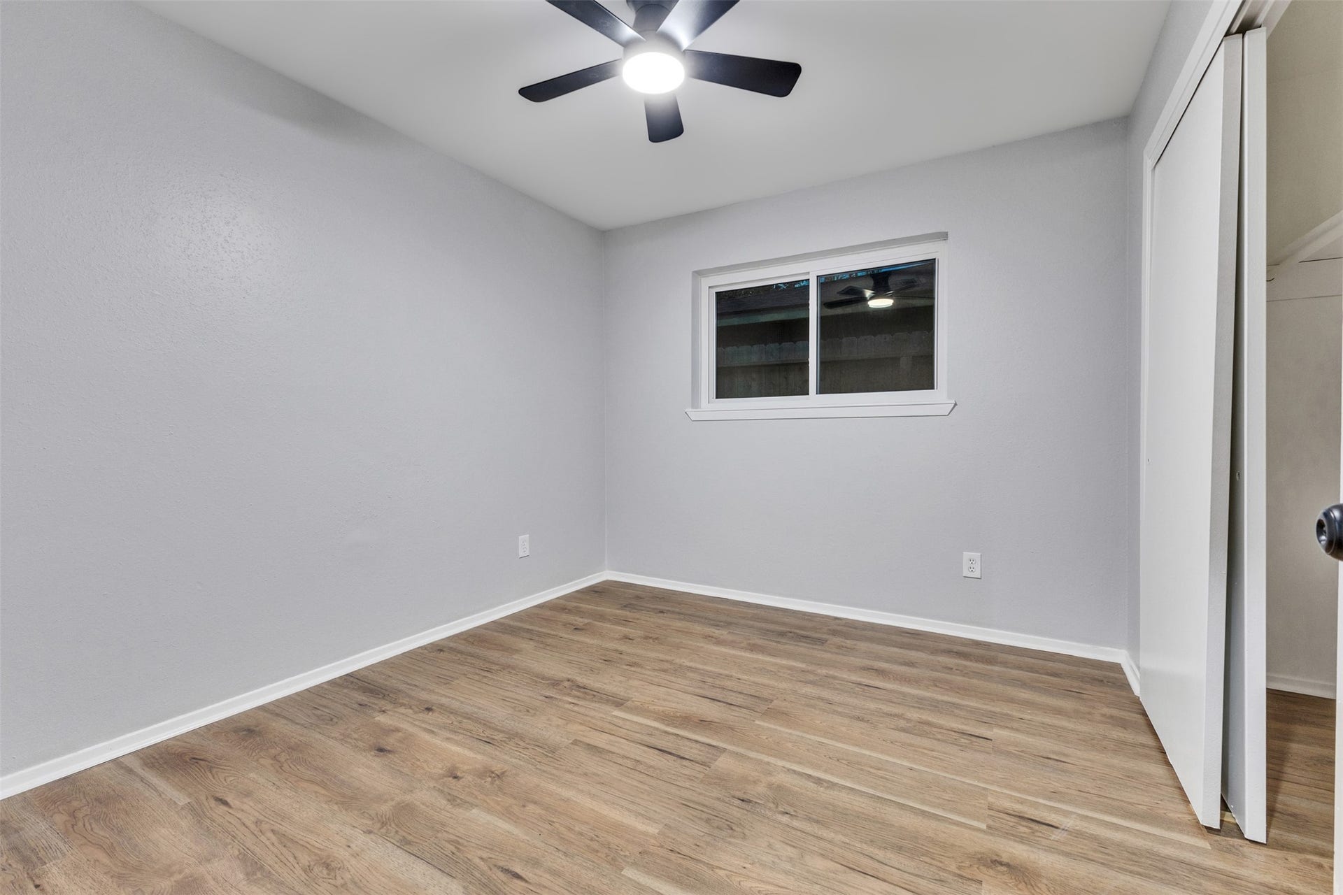 9805 Blue Bird Street, La Porte, TX 77571 9805 Blue Bird Street, La Porte, TX 77571