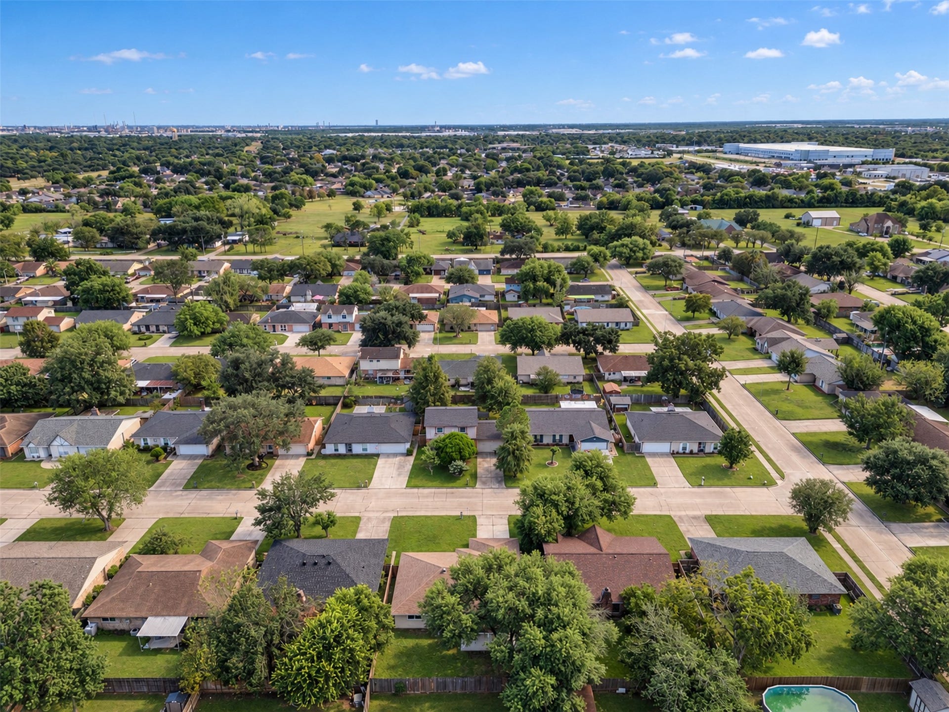 9805 Blue Bird Street, La Porte, TX 77571 9805 Blue Bird Street, La Porte, TX 77571