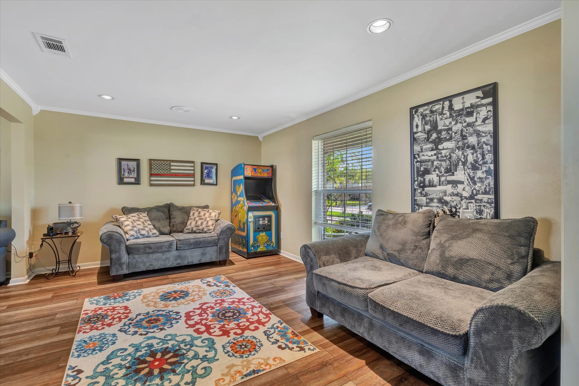 OPEN FLOOR PLAN WITH SITTING ROOM