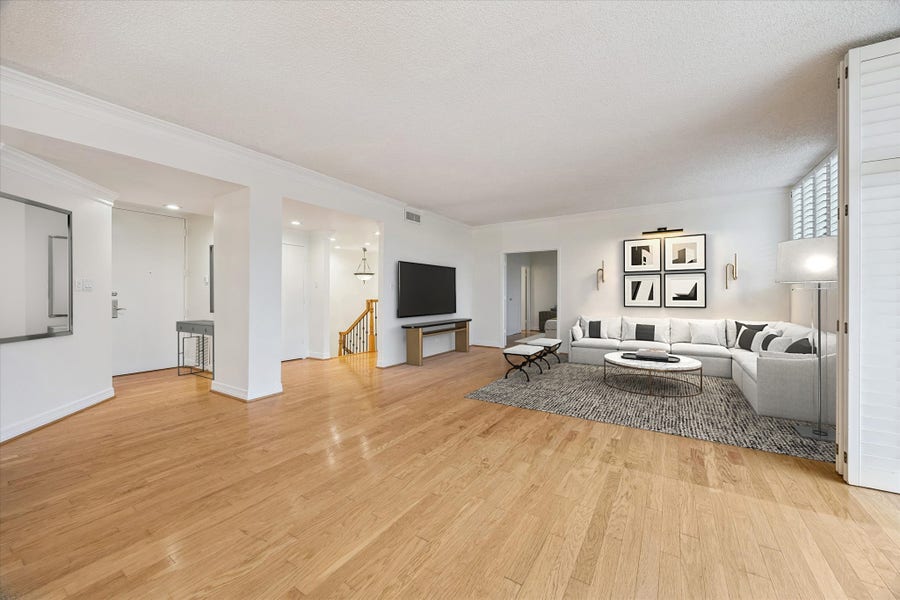 Property photo for 21 Briar Hollow Lane, #501, Houston, TX