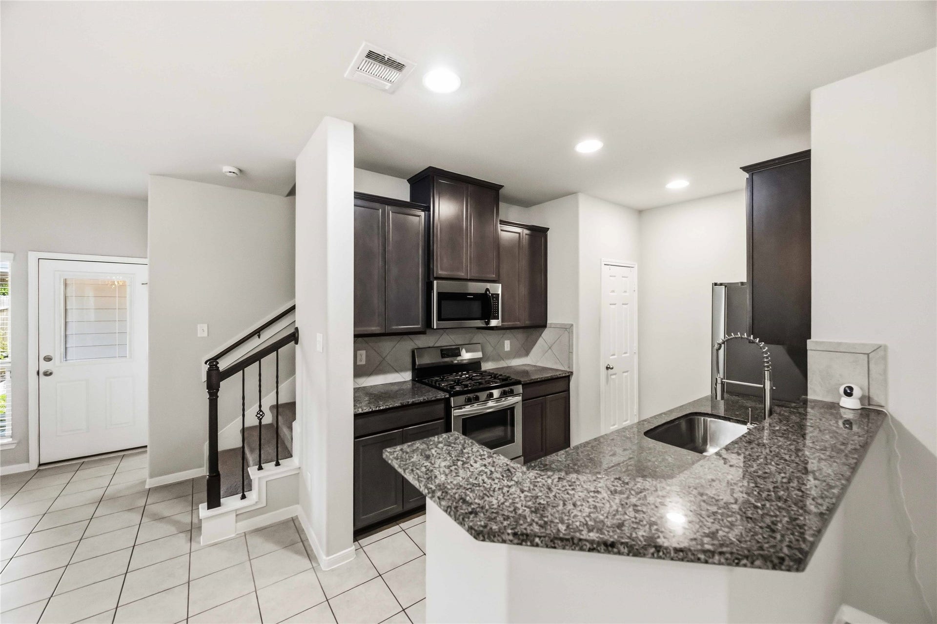 6420 Innsbruck Meadows Lane, Houston, TX 77048 6420 Innsbruck Meadows Lane, Houston, TX 77048