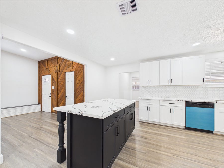 Property photo for 1210 Connie Street, Alvin, TX