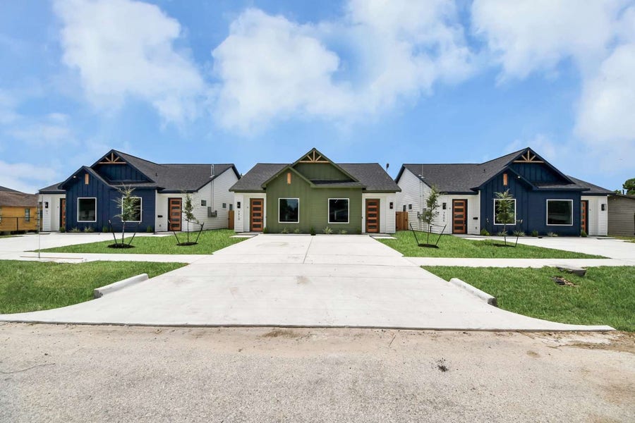 Property photo for 7914 Gladstone Street, Houston, TX