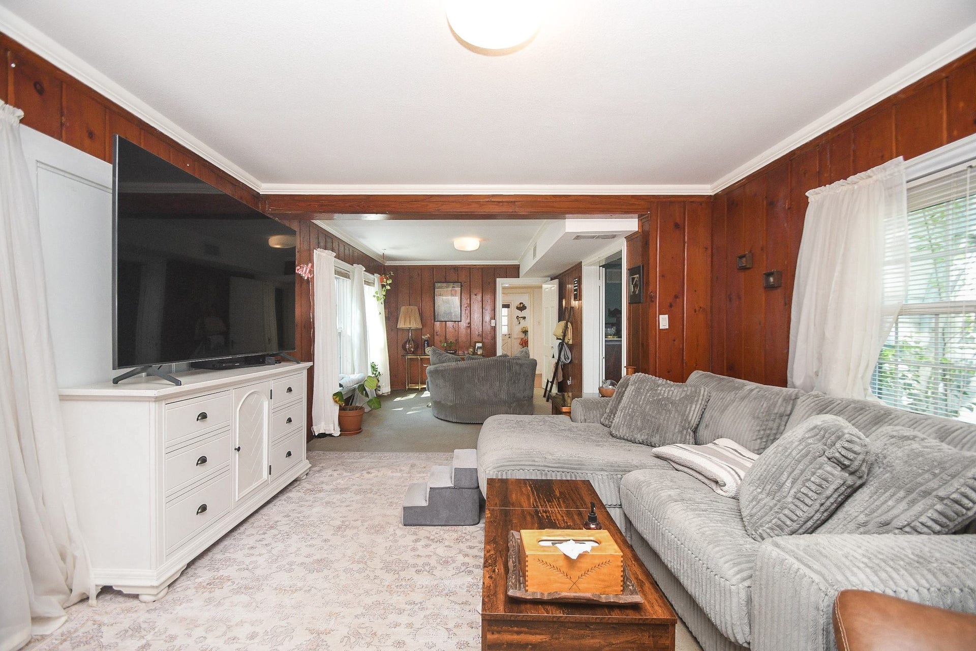1118 E Cedar Street, Angleton, TX 77515 1118 E Cedar Street, Angleton, TX 77515