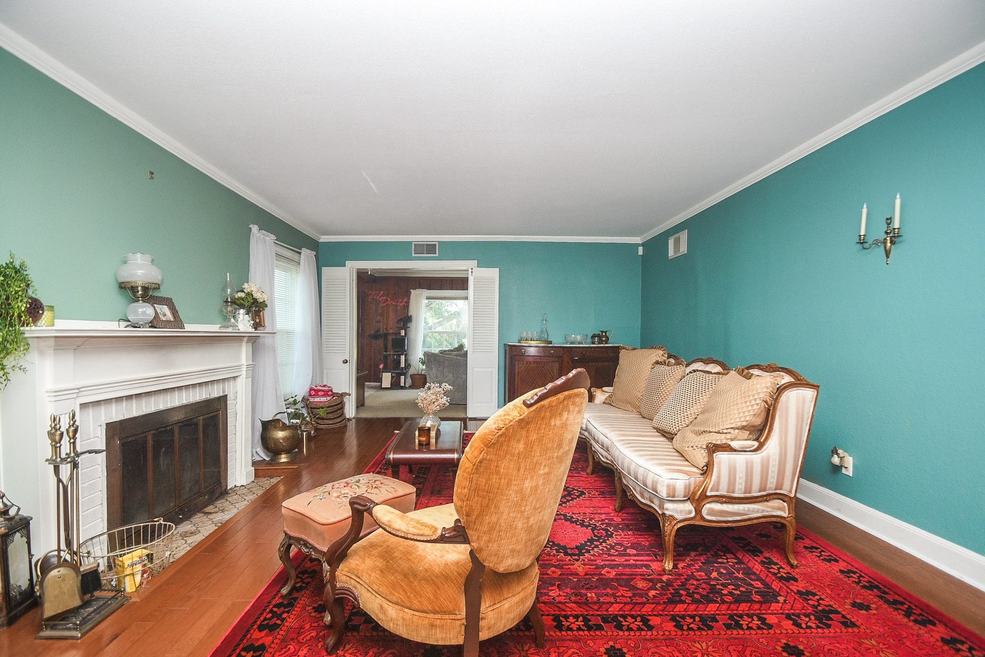 1118 E Cedar Street, Angleton, TX 77515 1118 E Cedar Street, Angleton, TX 77515