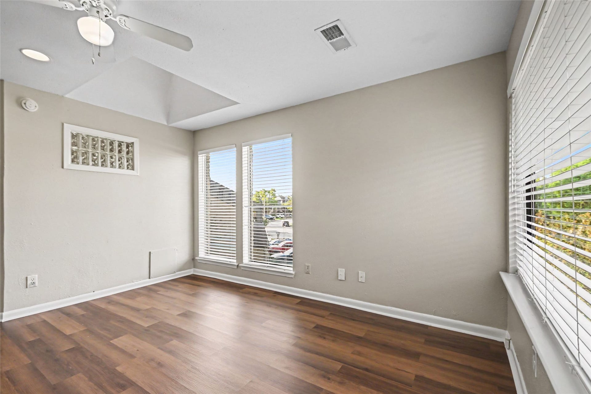 18222 Bal Harbour Drive, Houston, TX 77058 18222 Bal Harbour Drive, Houston, TX 77058