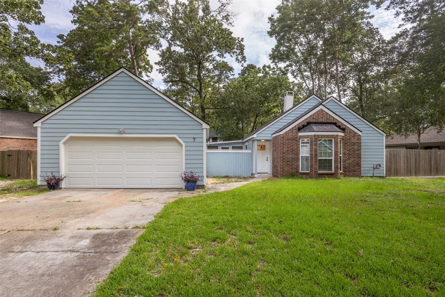 Property photo for 7 Camberwell Court, The Woodlands, TX